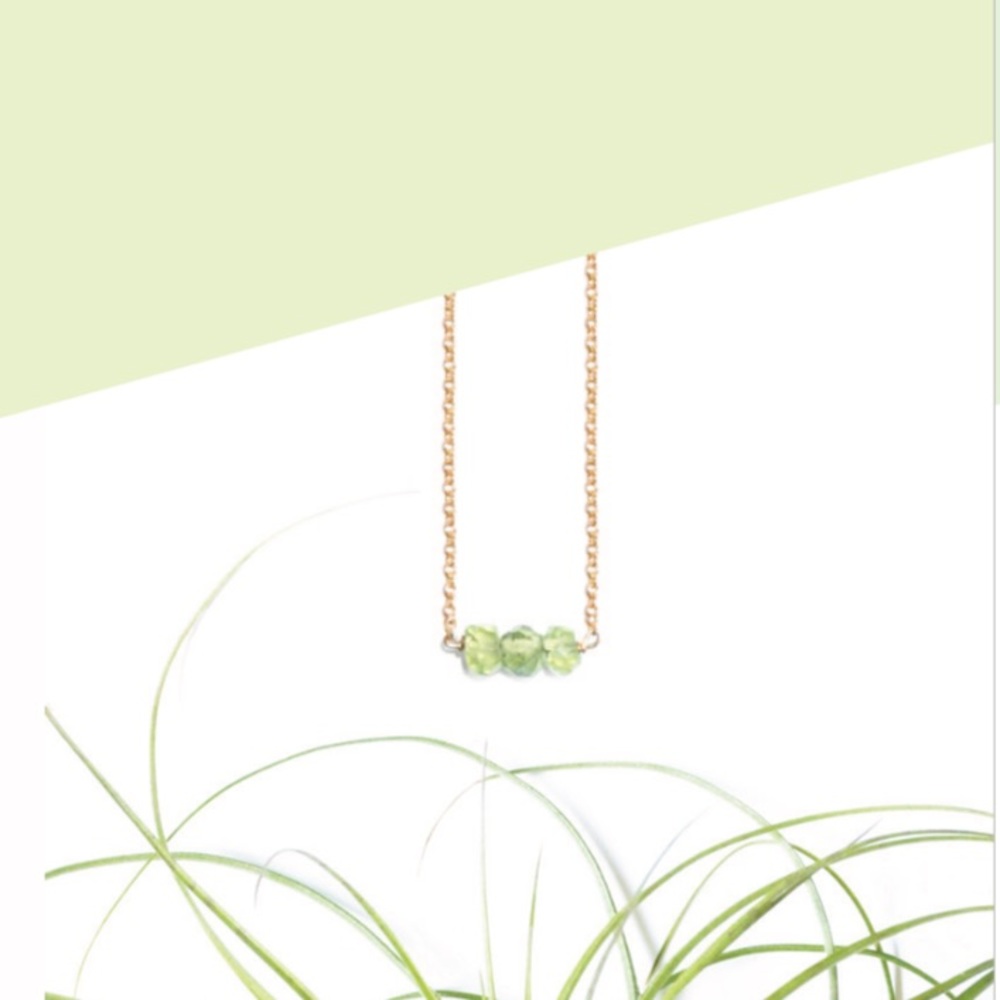 ••BRAND NEW•• Gold Filled Peridot Necklace ✨